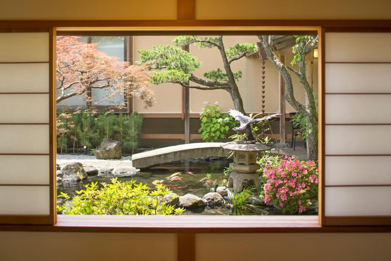 Hotel Yugawara Fuga Esterno foto