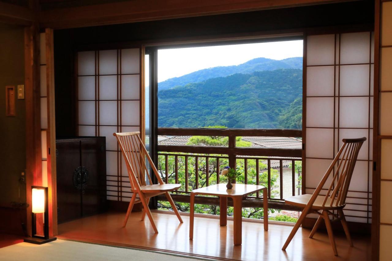 Hotel Yugawara Fuga Esterno foto